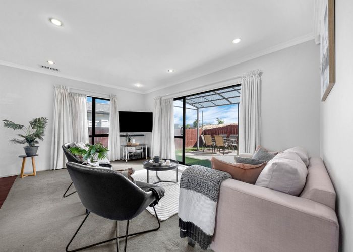  at 42 Arrowsmith Drive, Flat Bush, Manukau City, Auckland