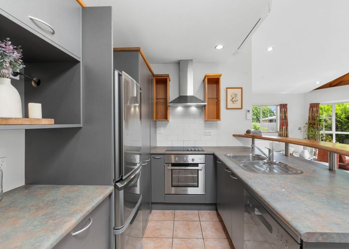  at 8 Reading Street, Upper Riccarton, Christchurch