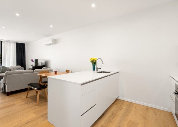  at 2/748 Remuera Road, Remuera, Auckland City, Auckland