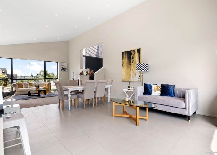  at 32 Leburn Crescent, Flat Bush, Auckland