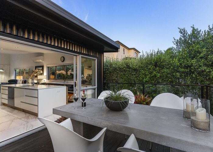  at 26 Crossland Place, Maraetai, Manukau City, Auckland