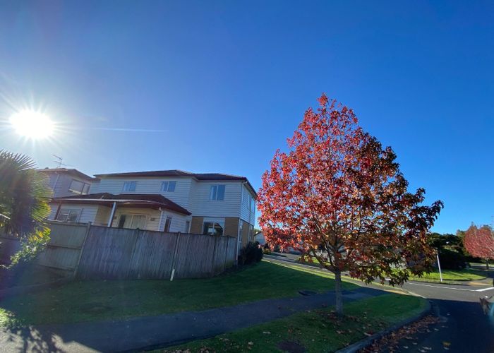  at 33 Stamford Crescent, Flat Bush, Manukau City, Auckland