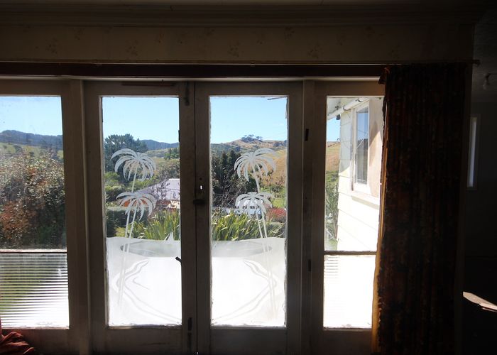  at 12 Robert Avenue, Pukemiro