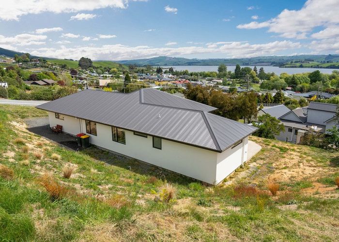  at 21 Chatham Street, Waihola, Milton