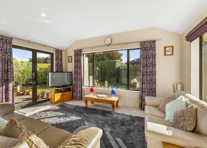  at 20 Pohutukawa Crescent, Parklands, Christchurch