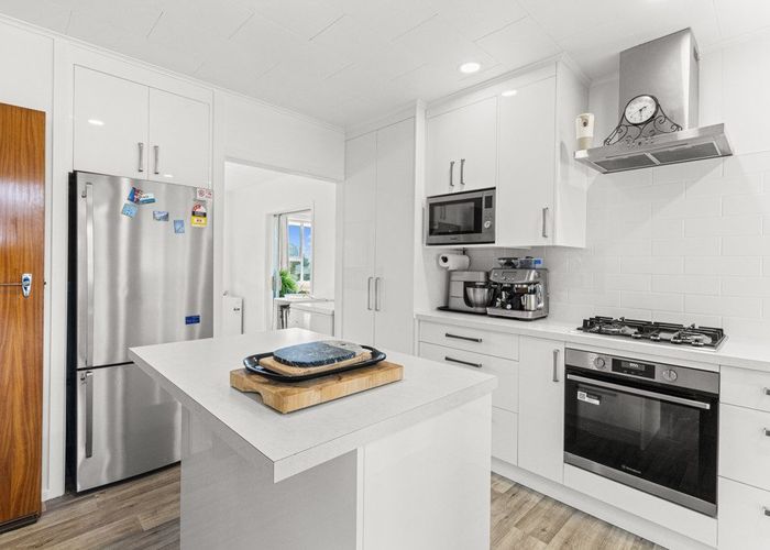  at 6 Julian Place, Westown, New Plymouth, Taranaki
