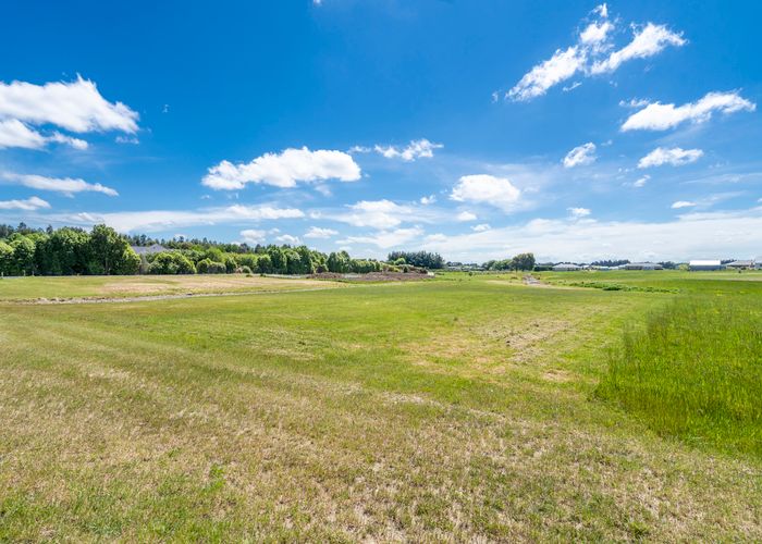  at 22 Arcadia Place, Seaward Bush, Invercargill