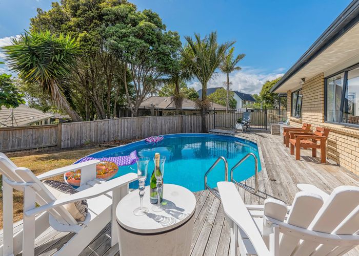  at 12 Reybert Place, Massey, Auckland