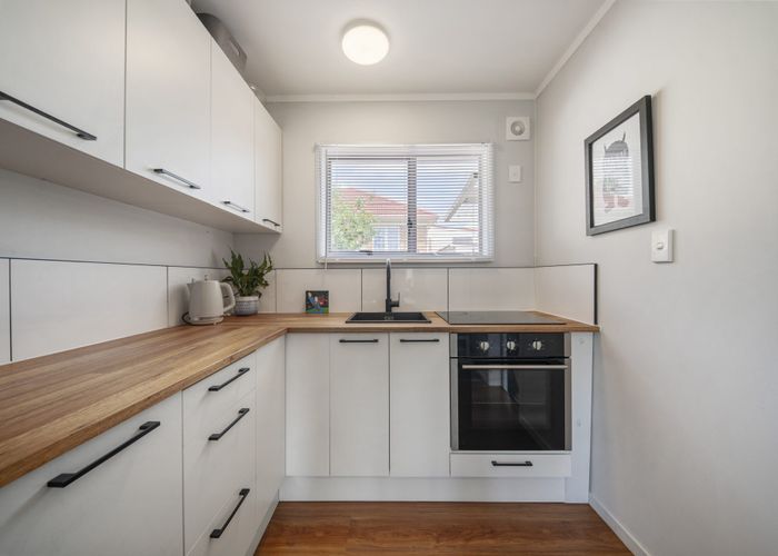  at 1/4046 Great North Road, Glen Eden, Waitakere City, Auckland