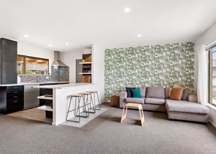  at 20 Chic Gardens, Parakai, Helensville