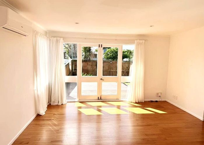  at 114 Lancaster Road, Beach Haven, North Shore City, Auckland