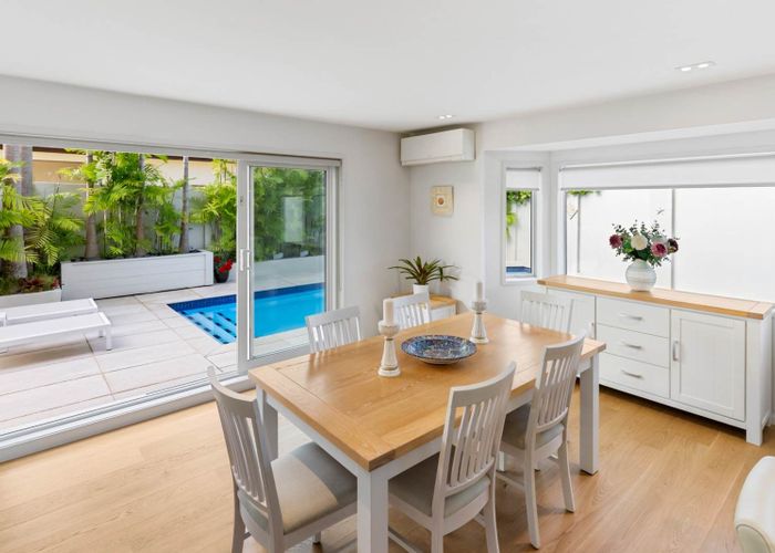  at 10 Nihill Crescent, Mission Bay, Auckland City, Auckland