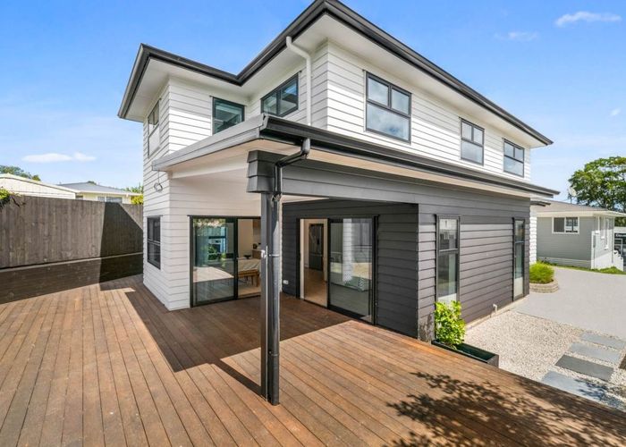  at 15A Tonkin Drive, Sunnynook, Auckland