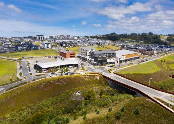  at 33 Pennant Street, Long Bay, Auckland