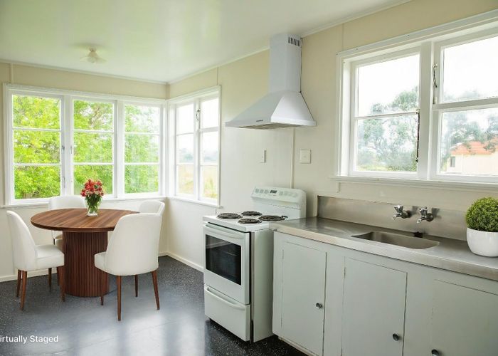  at 89 Beresford Street, Bayswater, North Shore City, Auckland