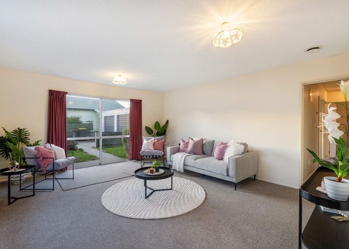  at 2/138 Milton Street, Somerfield, Christchurch City, Canterbury