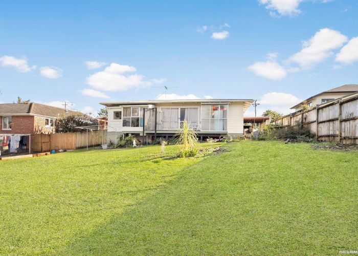  at 31 Holly Street, Avondale, Auckland