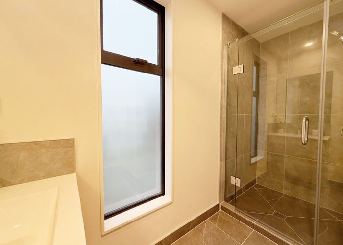  at 1/46 Normandy Place, Henderson, Waitakere City, Auckland