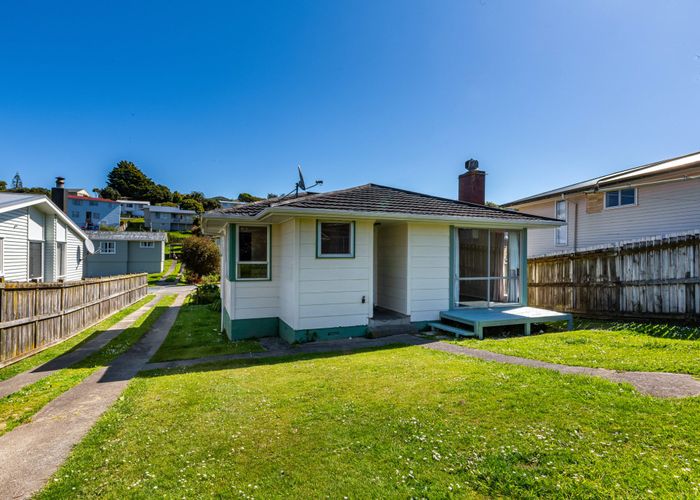  at 18 Stipulate Place, Ascot Park, Porirua