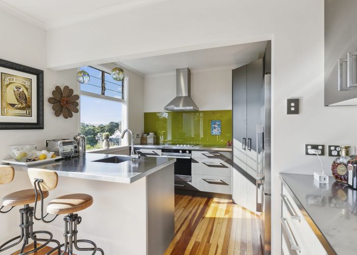  at 33 Espin Crescent, Karori, Wellington