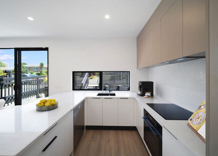  at A-E/72 Omana Road, Papatoetoe, Manukau City, Auckland
