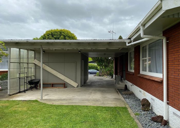  at 8 Carlson Crescent, Silverdale, Hamilton, Waikato