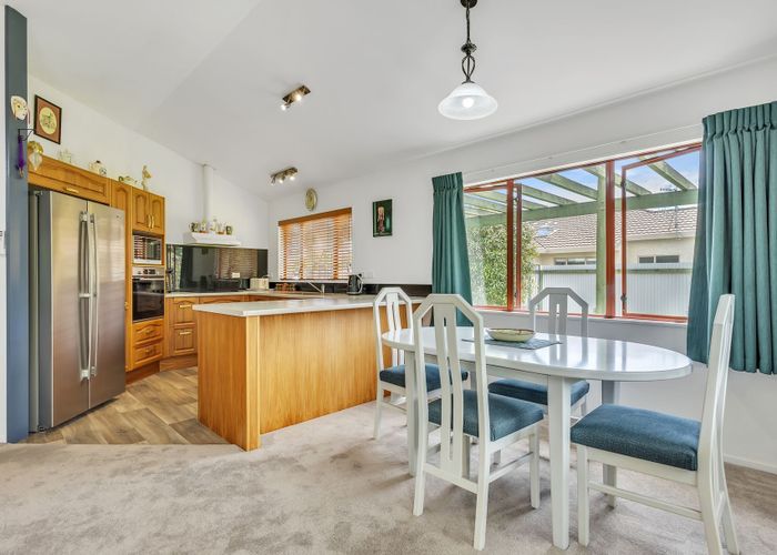  at 425B Southland Place, Raureka, Hastings, Hawke's Bay