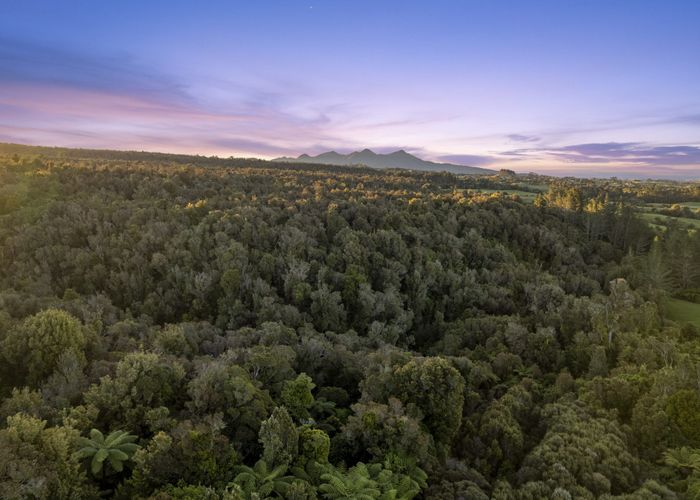  at 1752 Mangorei Road, Mangorei, New Plymouth, Taranaki