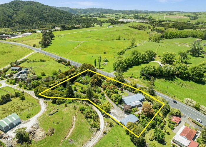  at 2103 State Highway 1, Kaiwaka, Kaiwaka