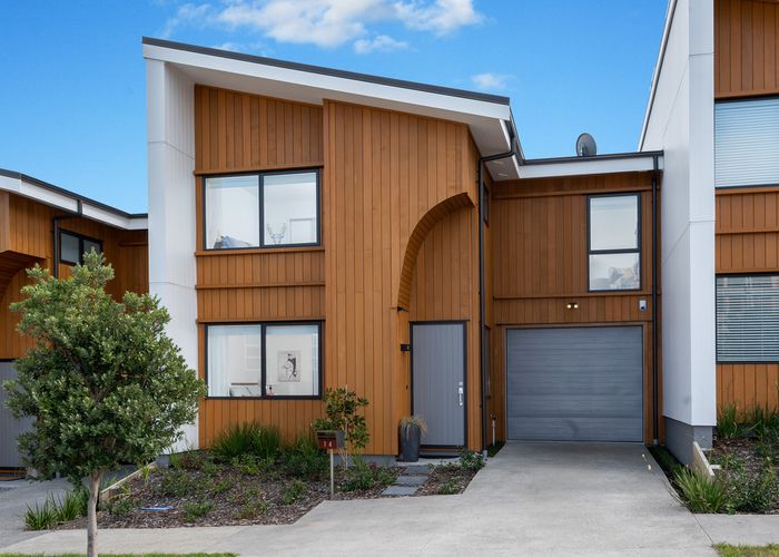  at 14 Quarters Lane, Beachlands, Auckland