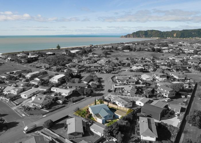  at 20 Landscape Road, Coastlands, Whakatane