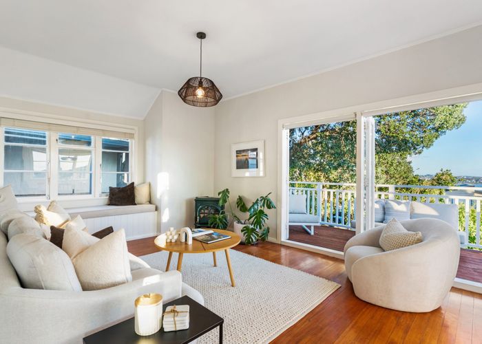  at 1/27 Huka Road, Birkenhead, Auckland