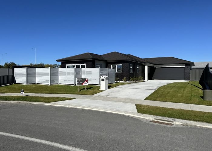  at 6 George Yee Place, Taradale, Napier
