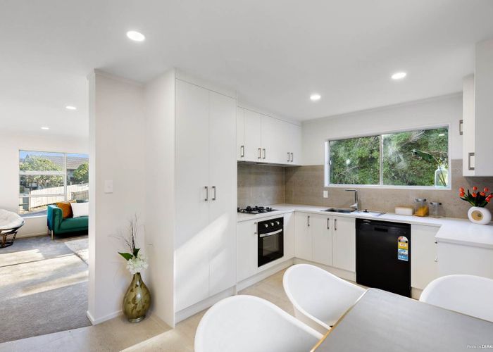  at 93A Cook Street, Howick, Manukau City, Auckland