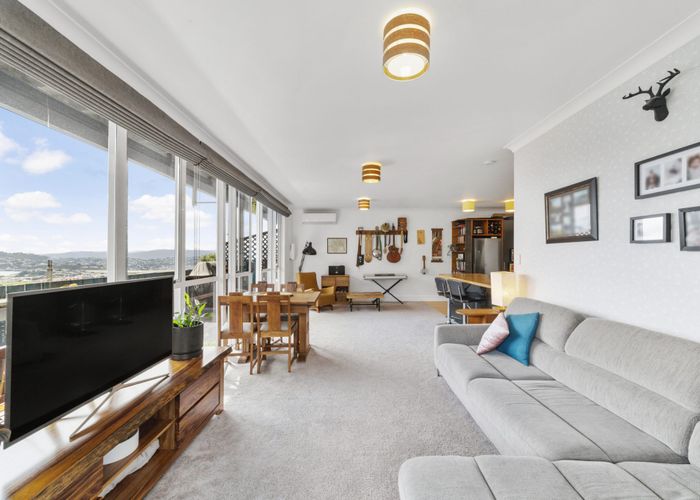  at 2 Pari Tai Way, HOUGHTON BAY 6023, WELLINGTON