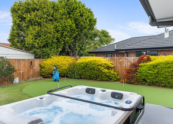  at 4 Taggart Place, Sockburn, Christchurch City, Canterbury