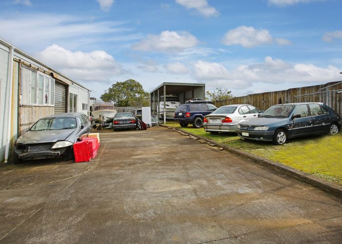  at 322 Waiuku Road, Puni, Franklin, Auckland