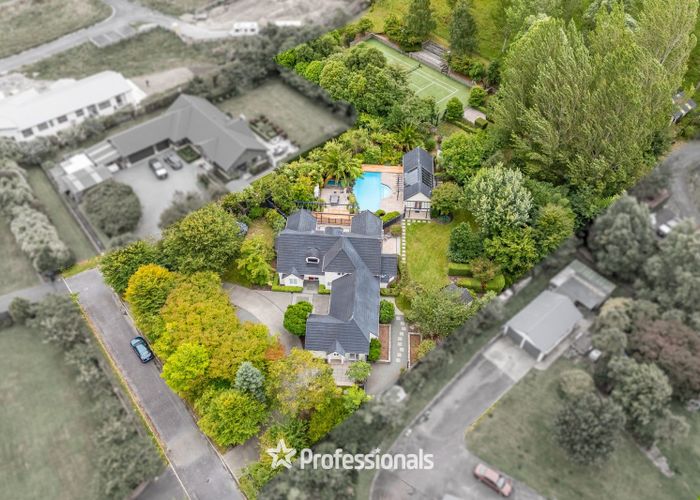  at 363 and 363b Main Road North, Brown Owl, Upper Hutt, Wellington