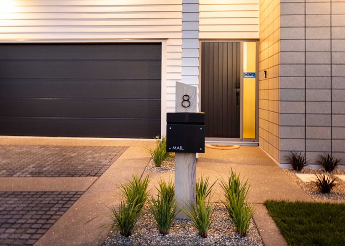  at 8 Henl Lane, Milldale, Rodney, Auckland