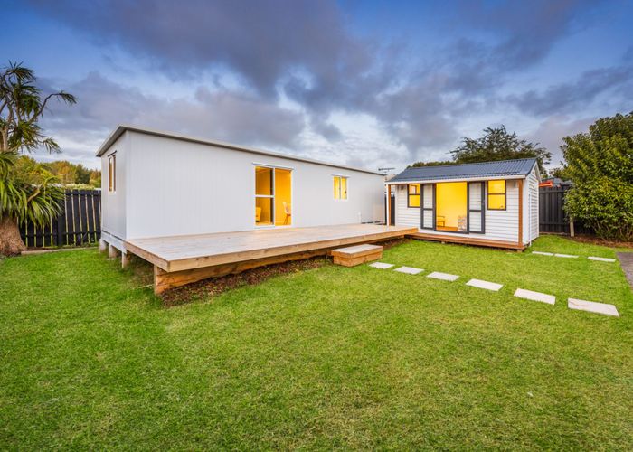  at 188 Tennessee Avenue, Mangere East, Auckland