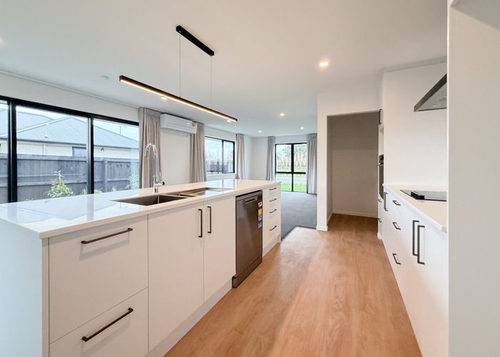  at 14 Morrison Avenue, ELGIN