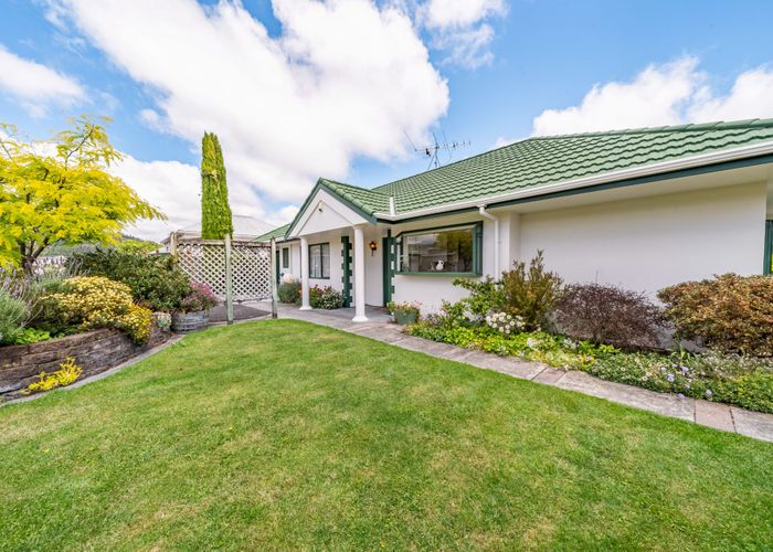  at 4/715A Fergusson Drive, Elderslea, Upper Hutt, Wellington