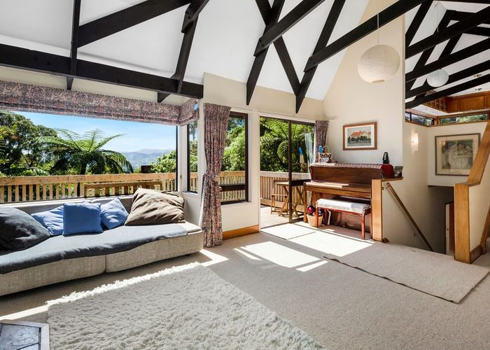 For sale 56 Pomare Road, Tirohanga, Lower Hutt, Wellington homes.co.nz