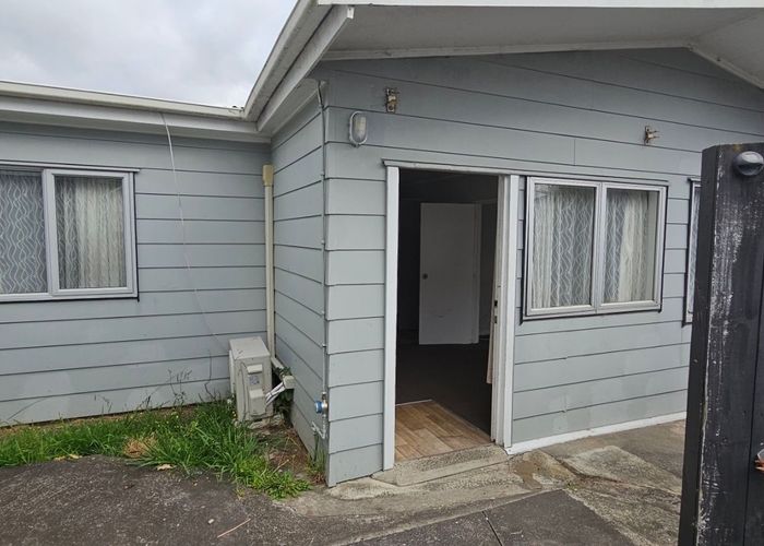  at 326A Roscommon Road, Clendon Park, Manukau City, Auckland