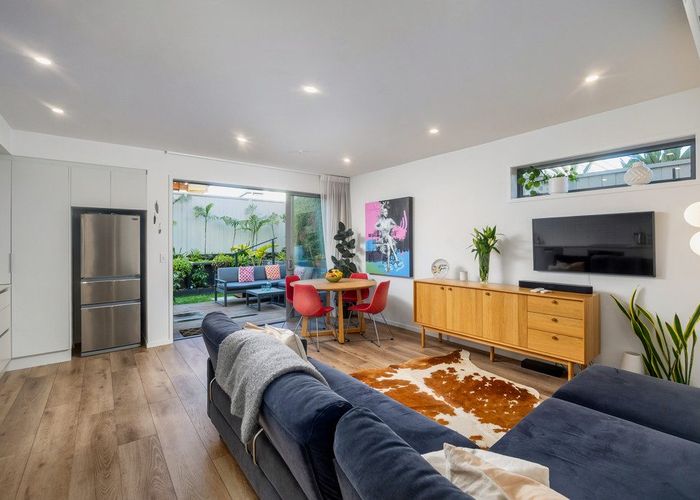  at 10 Brightwell Place, Avondale, Auckland City, Auckland