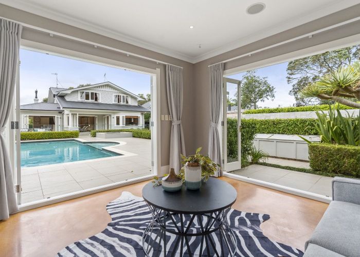 For rent 37 Maungakiekie Ave, Greenlane, Auckland City, Auckland