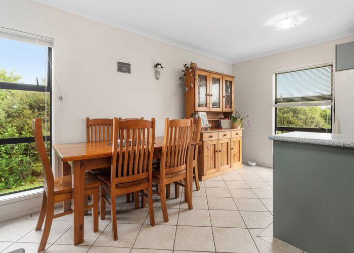  at 48 Verdale Circle, Glen Eden, Auckland