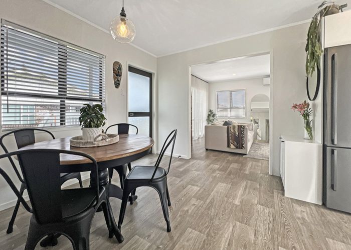  at 10 Kauri Drive, Waiuku, Franklin, Auckland