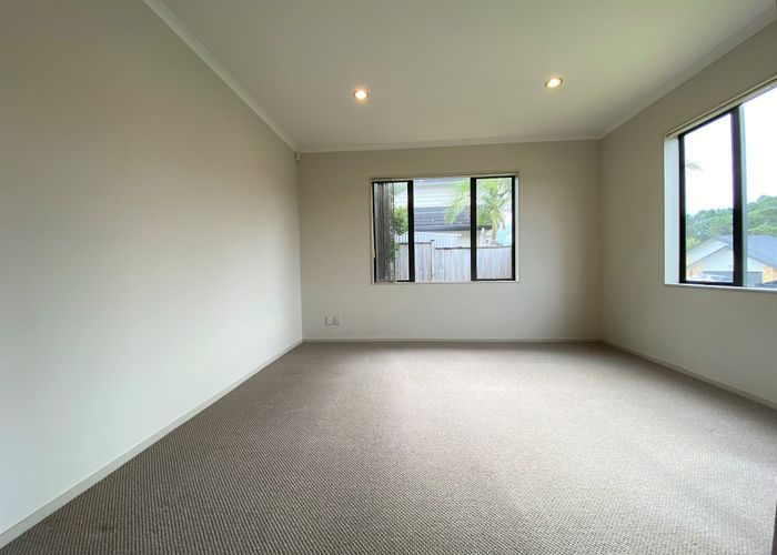  at 40 Bradnor Meadows Drive, Swanson, Waitakere City, Auckland