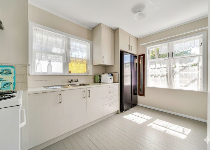  at 13 Norana Avenue, Favona, Manukau City, Auckland